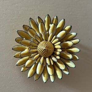 Vintage Enamel Yellow, White and Gold tone Flower Brooch
